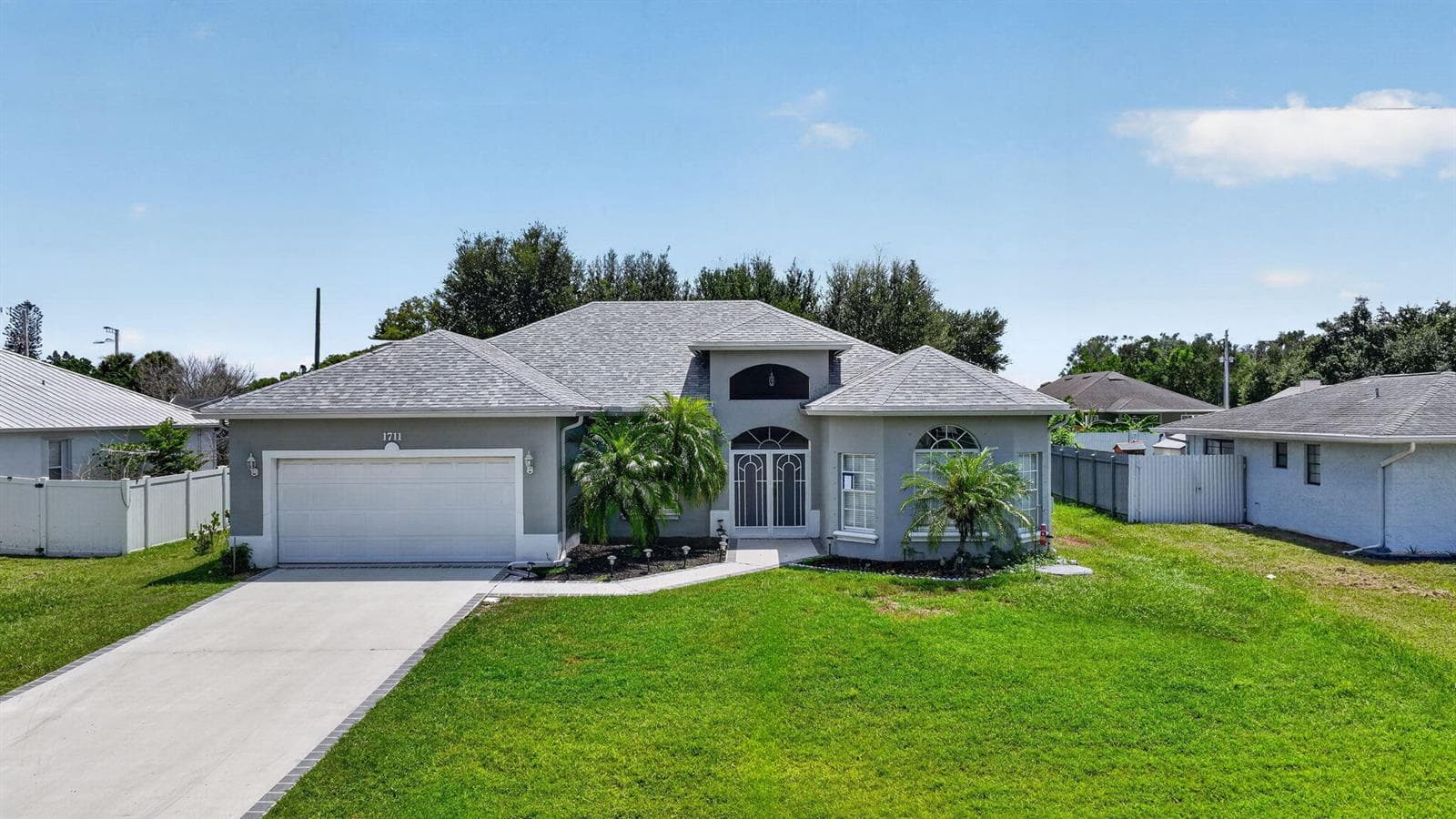 1711 SE Fairfield Street, Port St. Lucie, FL 34983 photo 2