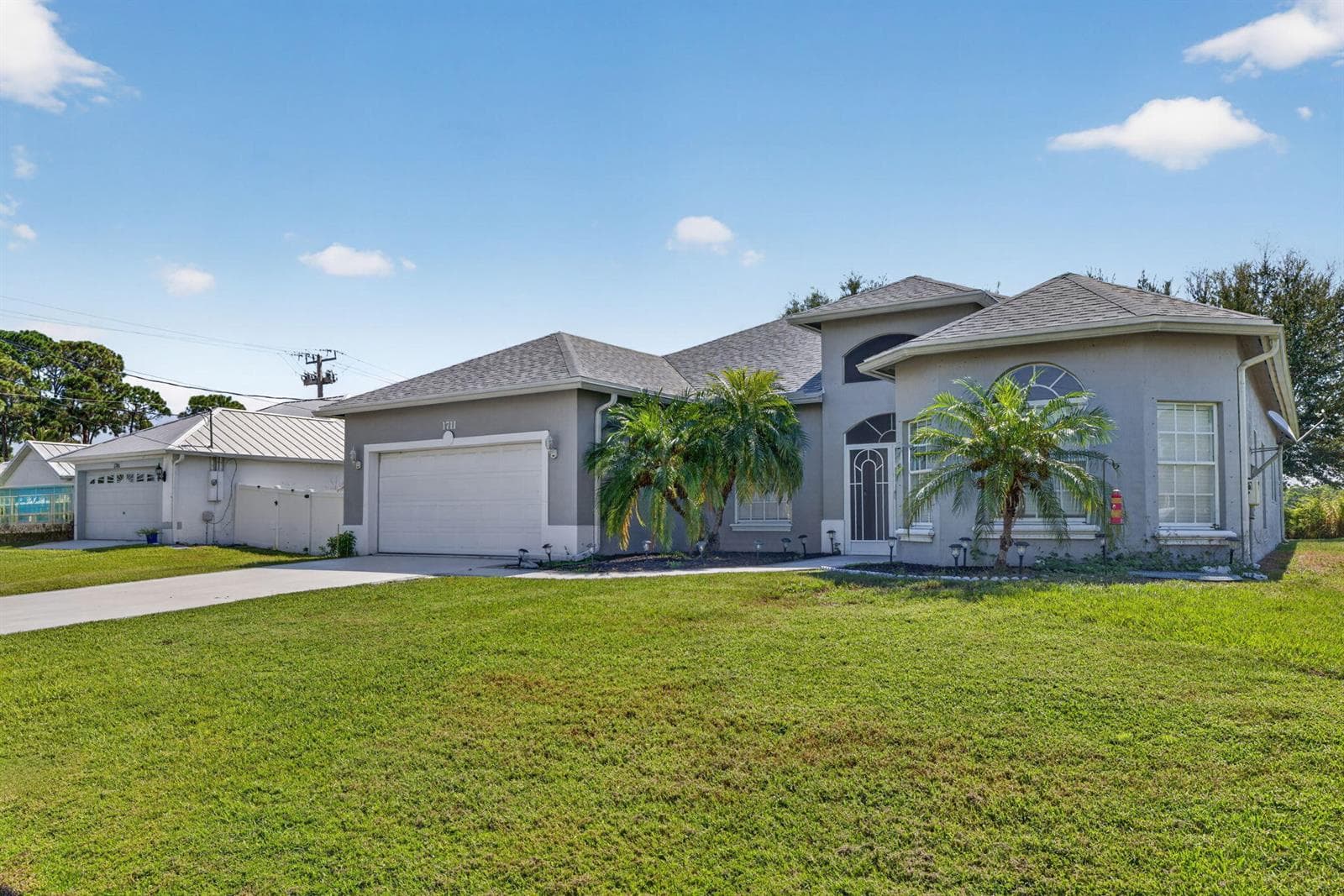 1711 SE Fairfield Street, Port St. Lucie, FL 34983 photo 3