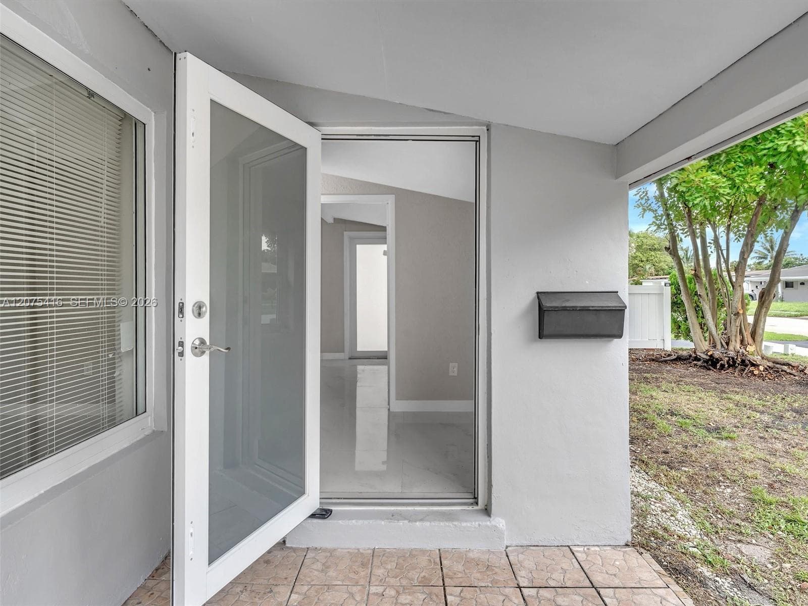 6800 Raleigh St, Hollywood, FL 33024 photo 4