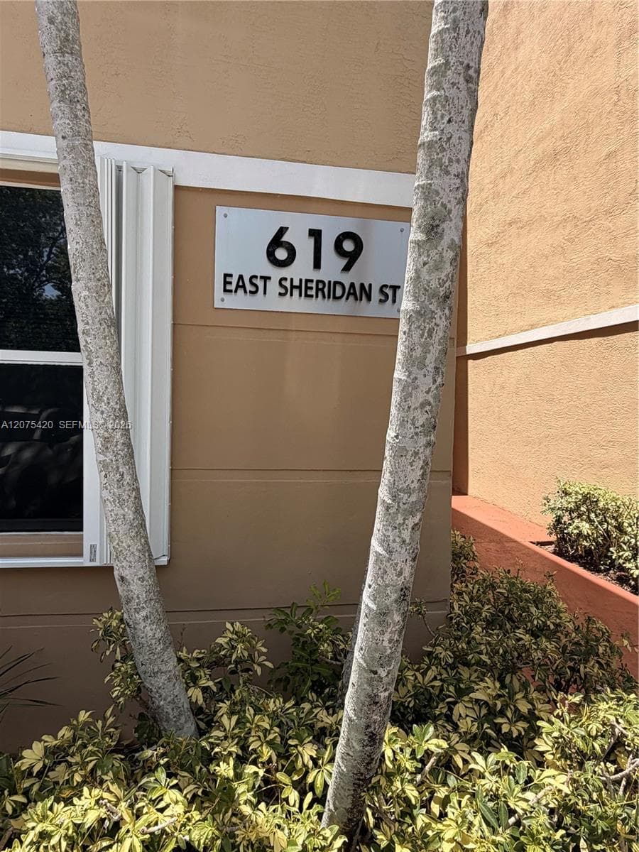 619 E Sheridan St # 105, Dania Beach, FL 33004 photo 2