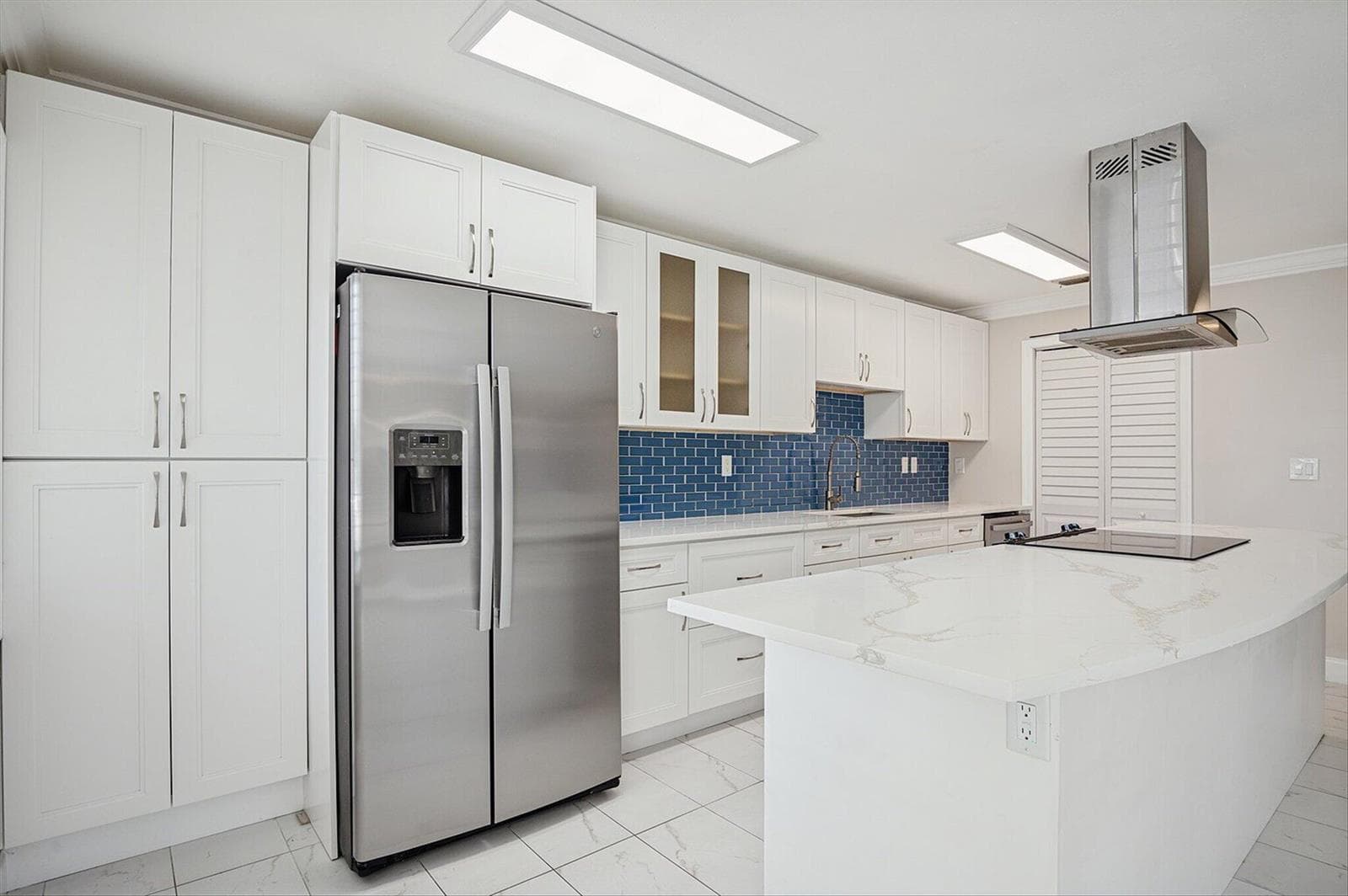 819 SW 13TH Street, Fort Lauderdale, FL 33315 photo 3