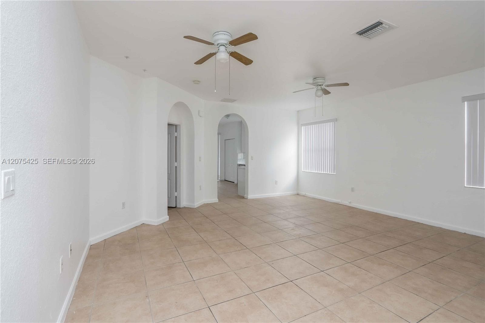 3955 NE 11th Dr # 3955, Homestead, FL 33033 photo 2