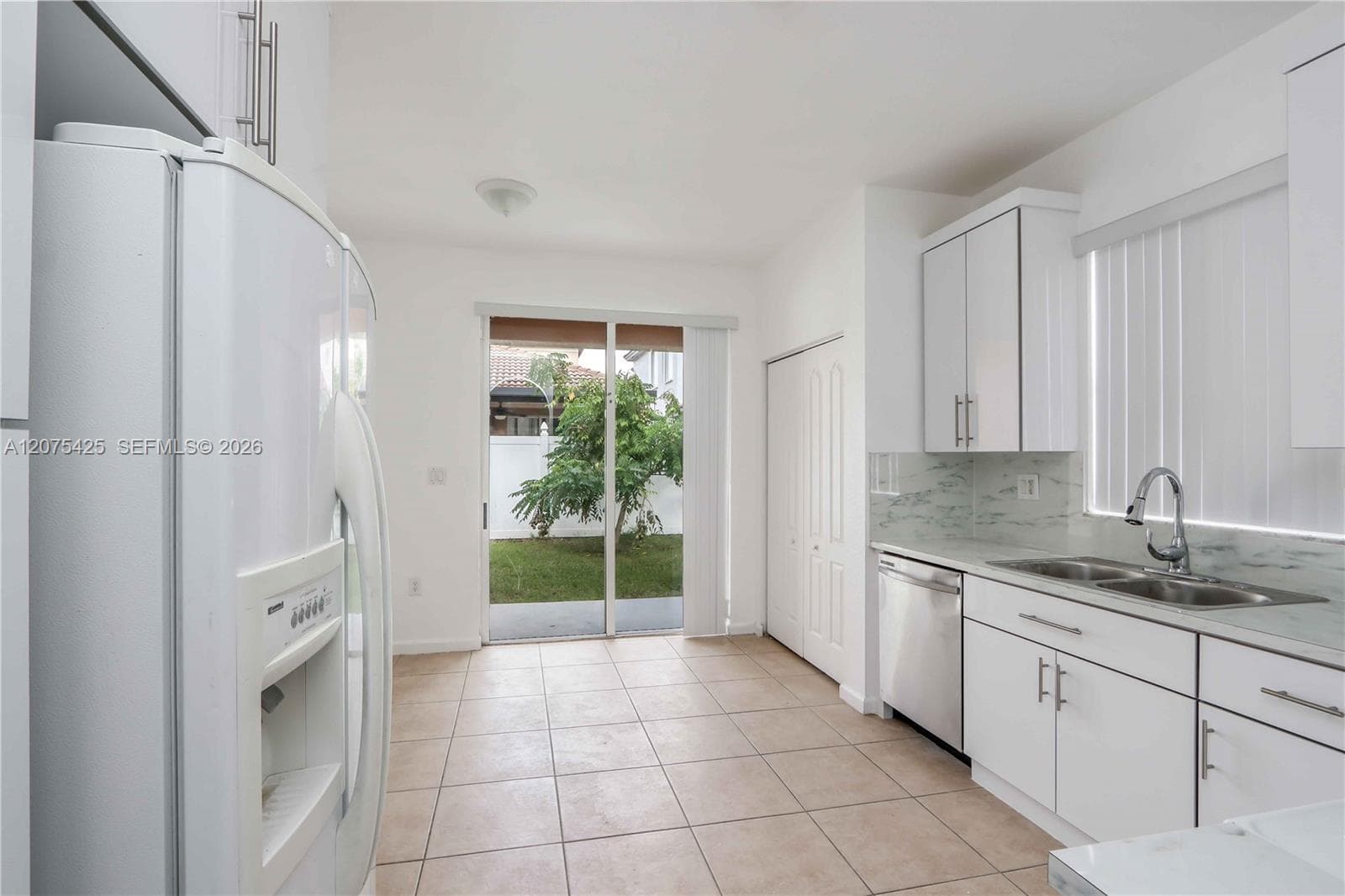 3955 NE 11th Dr # 3955, Homestead, FL 33033 photo 4