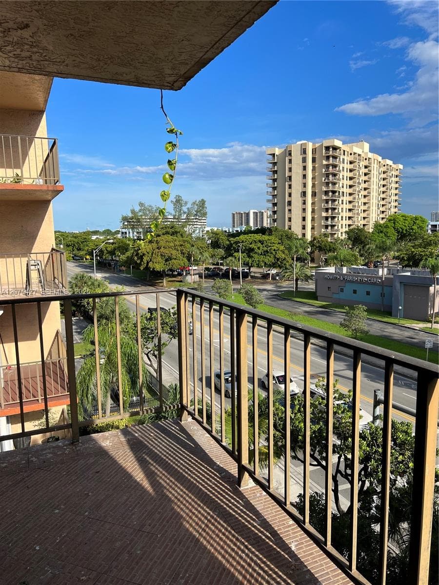 1465 NE 123rd St # 515, North Miami, FL 33161 photo 2