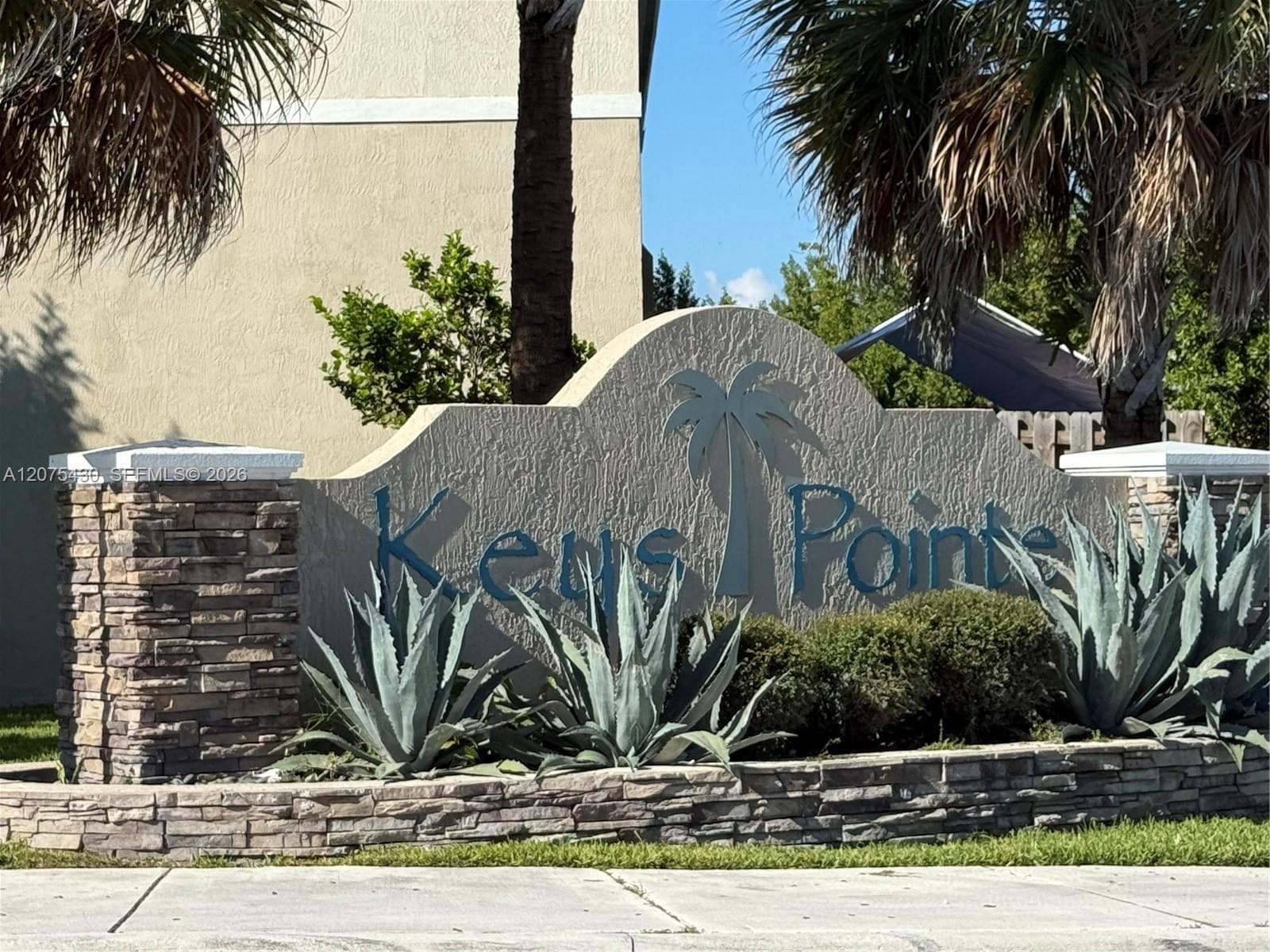 488 NE 5th Ter, Florida City, FL 33034
