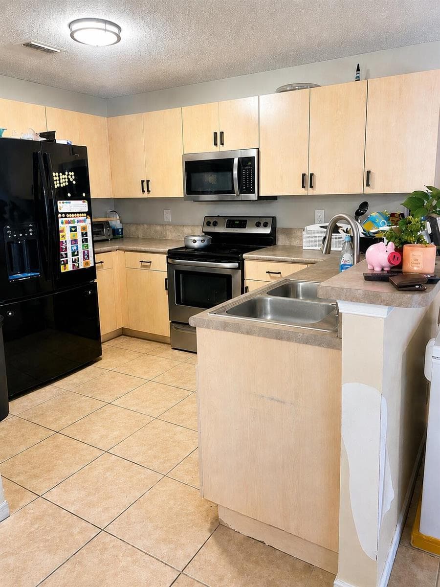 3331 Commodore Court, West Palm Beach, FL 33411 photo 4