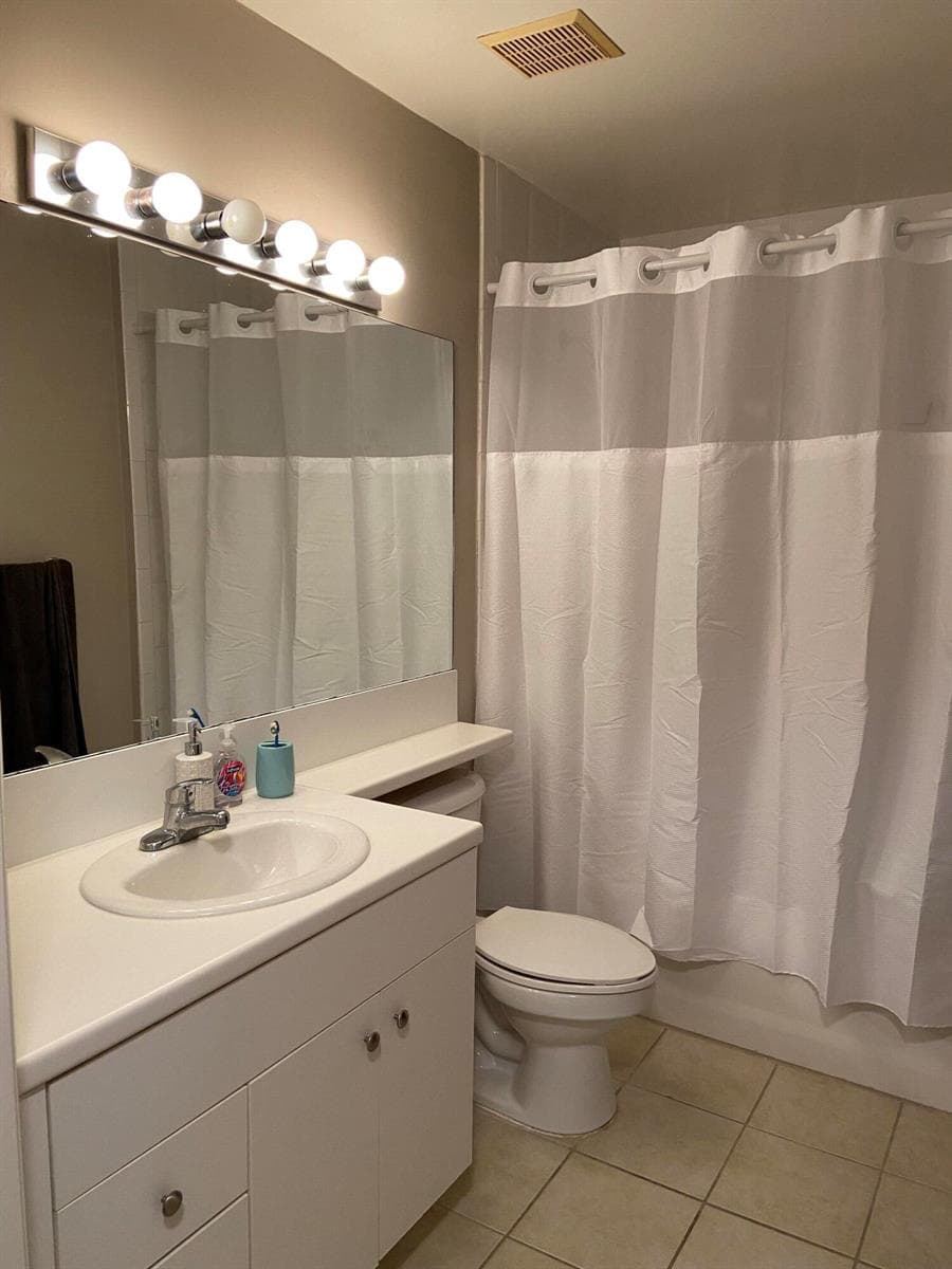 616 Clearwater Park Road # 207, West Palm Beach, FL 33401 photo 3