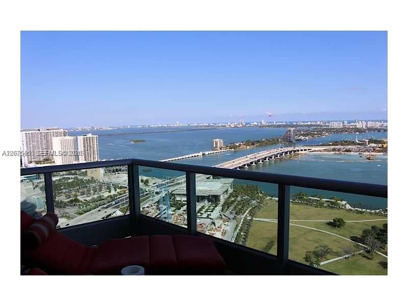 900 Biscayne Blvd # 4207, Miami, FL 33132 photo 4