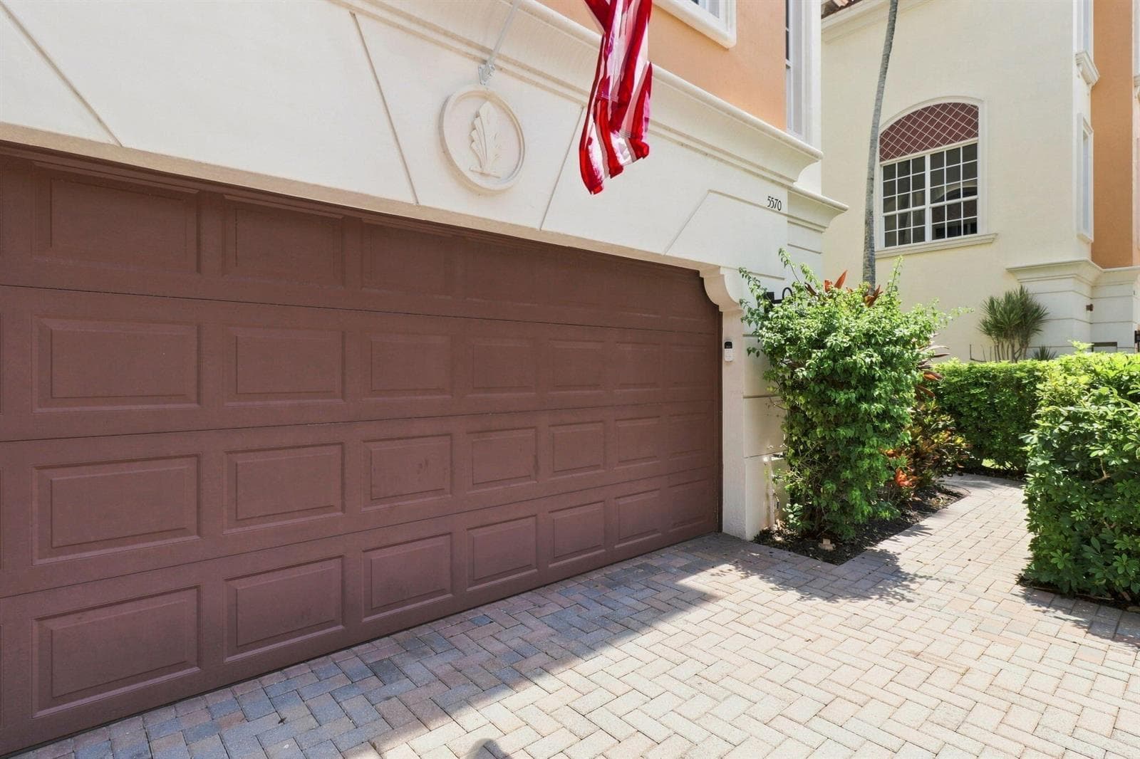 5570 NE TRIESTE Way, Boca Raton, FL 33487 photo 4