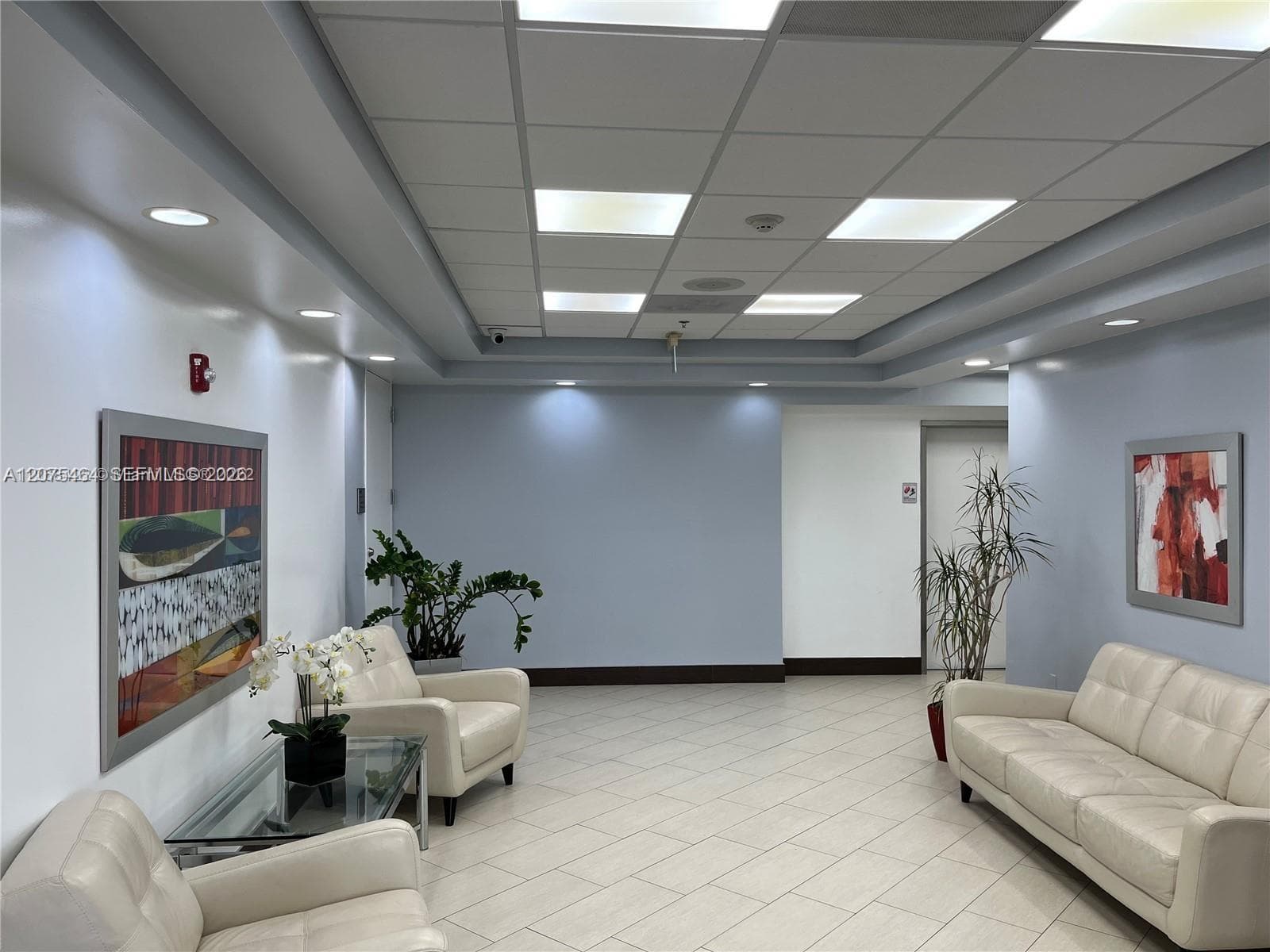 18191 NW 68th Ave # 212, Miami, FL 33015 photo 3