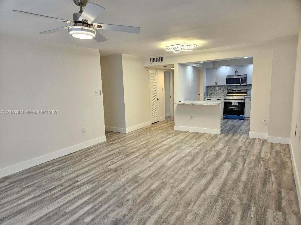 18021 Biscayne Blvd # 1903, Aventura, FL 33160 photo 4