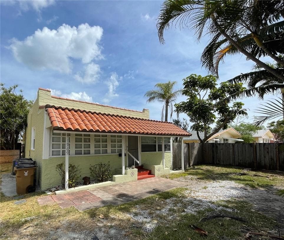 1969 NE 4th Street, Deerfield Beach, FL 33441 photo 5