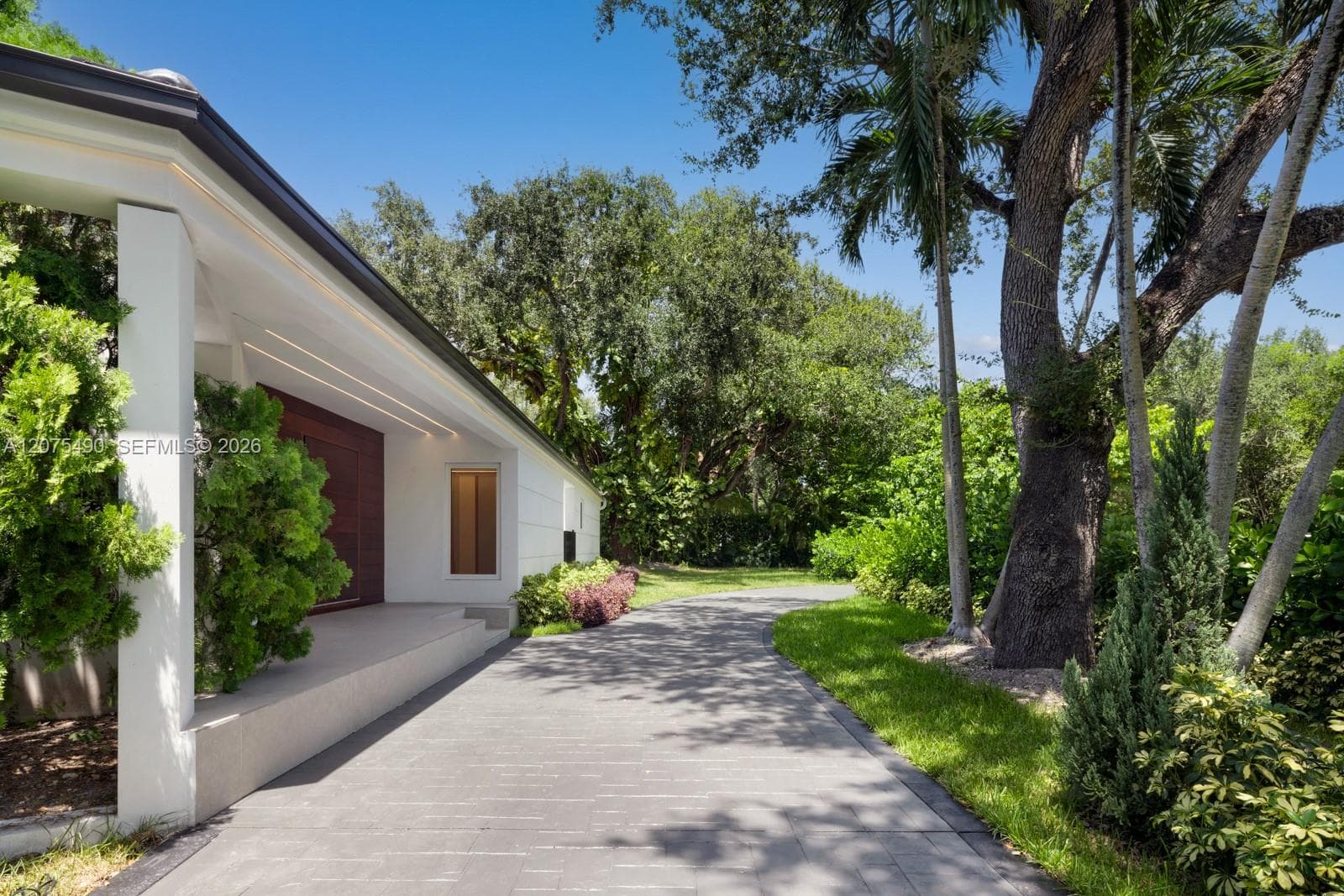 8150 Old Cutler Rd, Coral Gables, FL 33143 photo 2