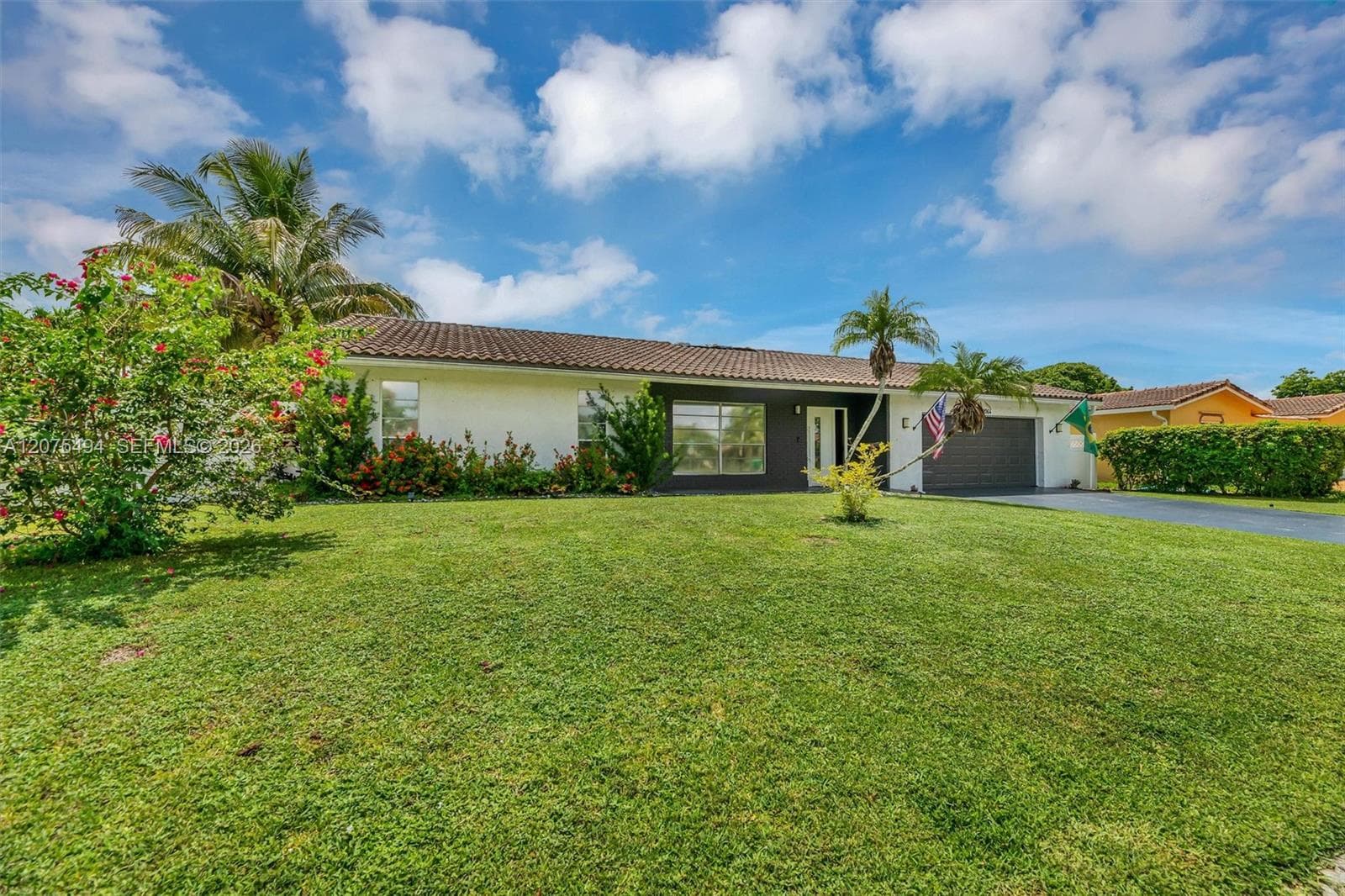 12064 NW 24th St, Coral Springs, FL 33065 photo 2