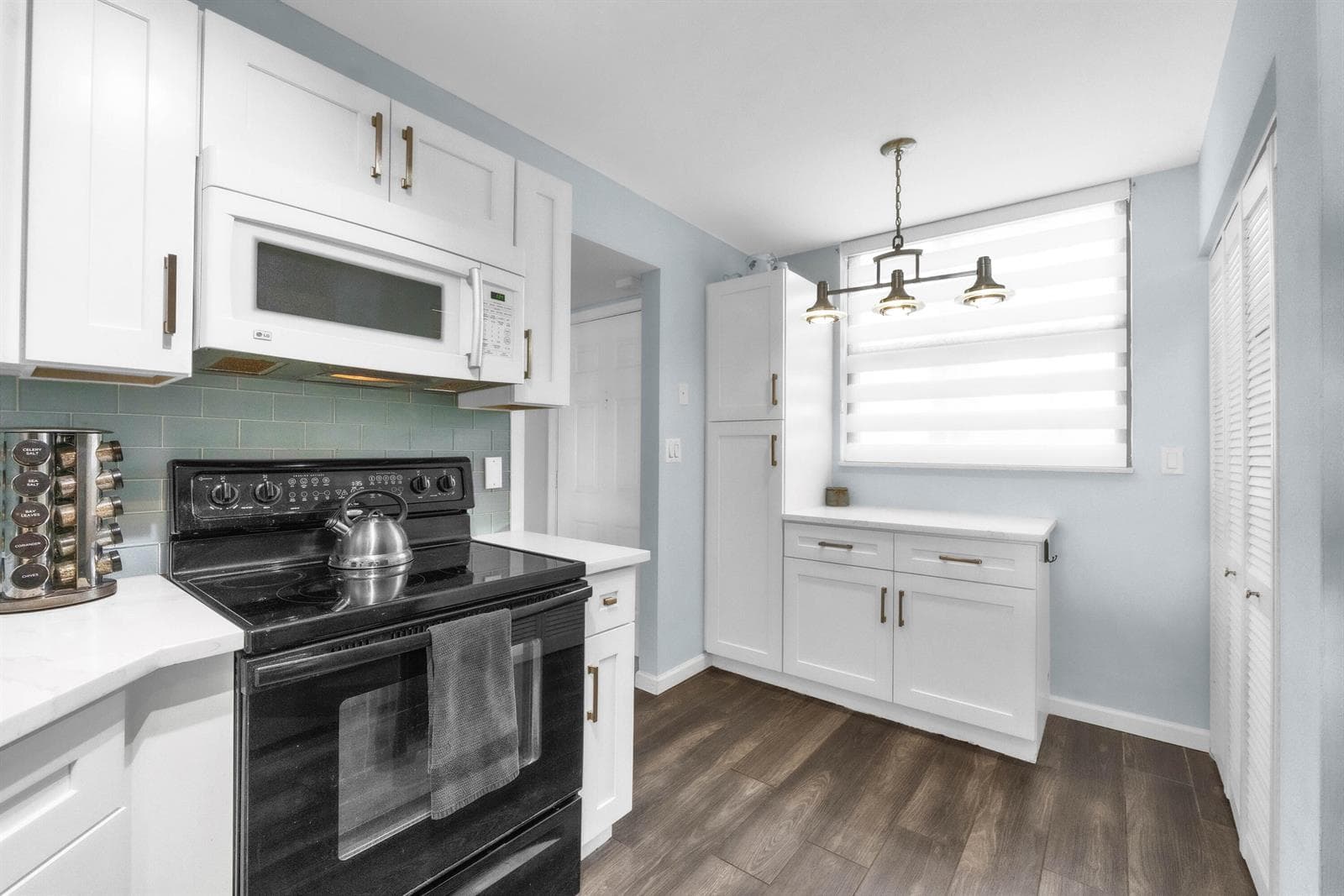 116 LAKE EMERALD Drive # 101, Oakland Park, FL 33309 photo 5