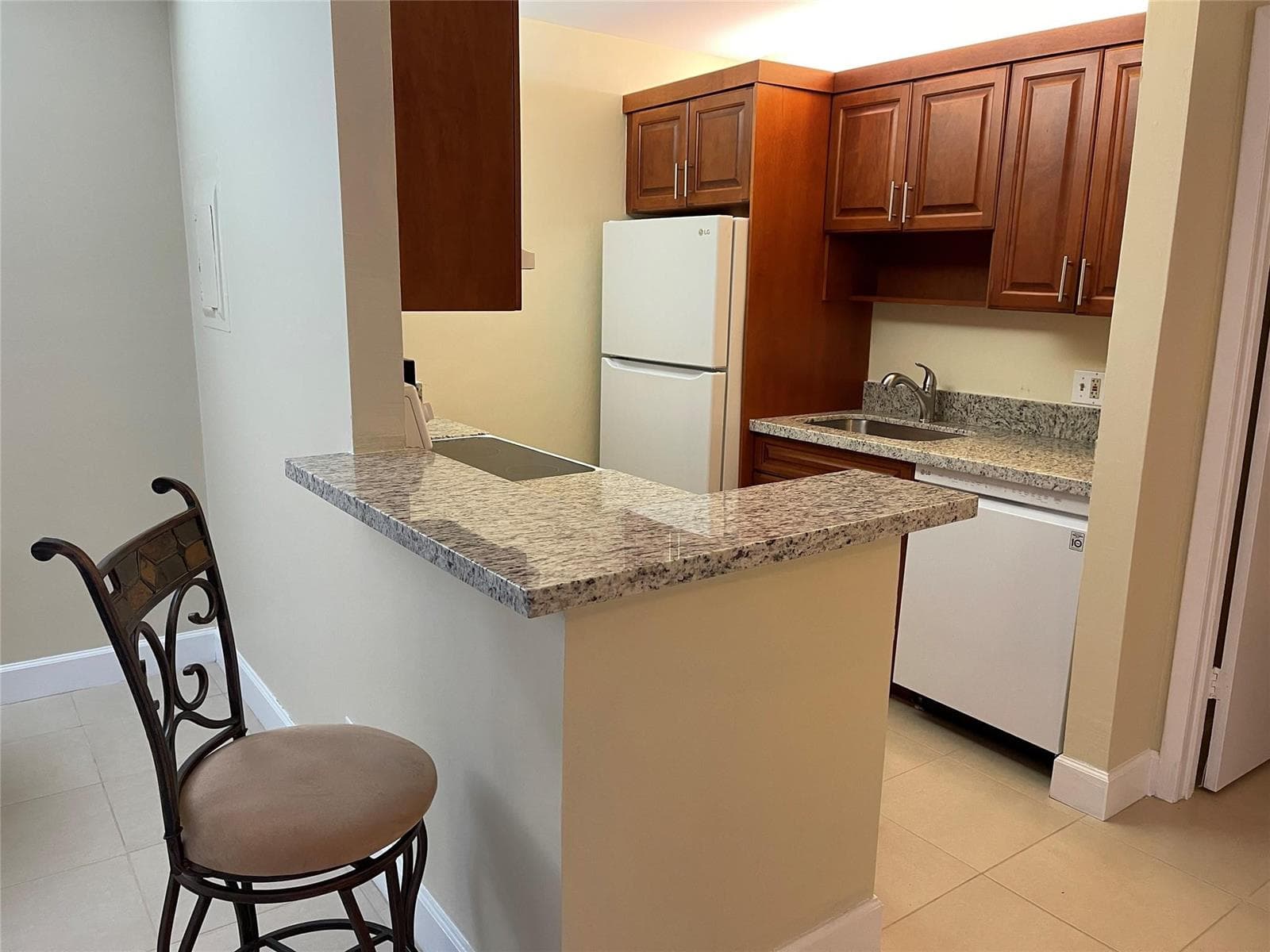 26 CROSSINGS Circle # G, Boynton Beach, FL 33435 photo 3