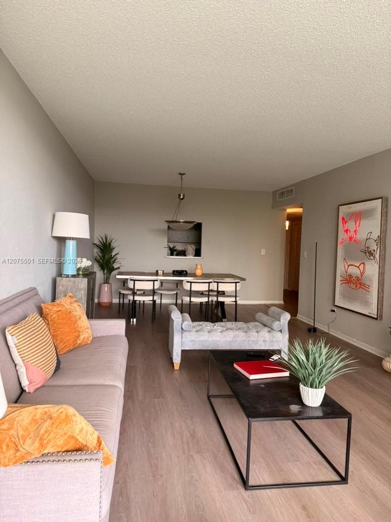 19380 Collins Ave # 317, Sunny Isles Beach, FL 33160 photo 3