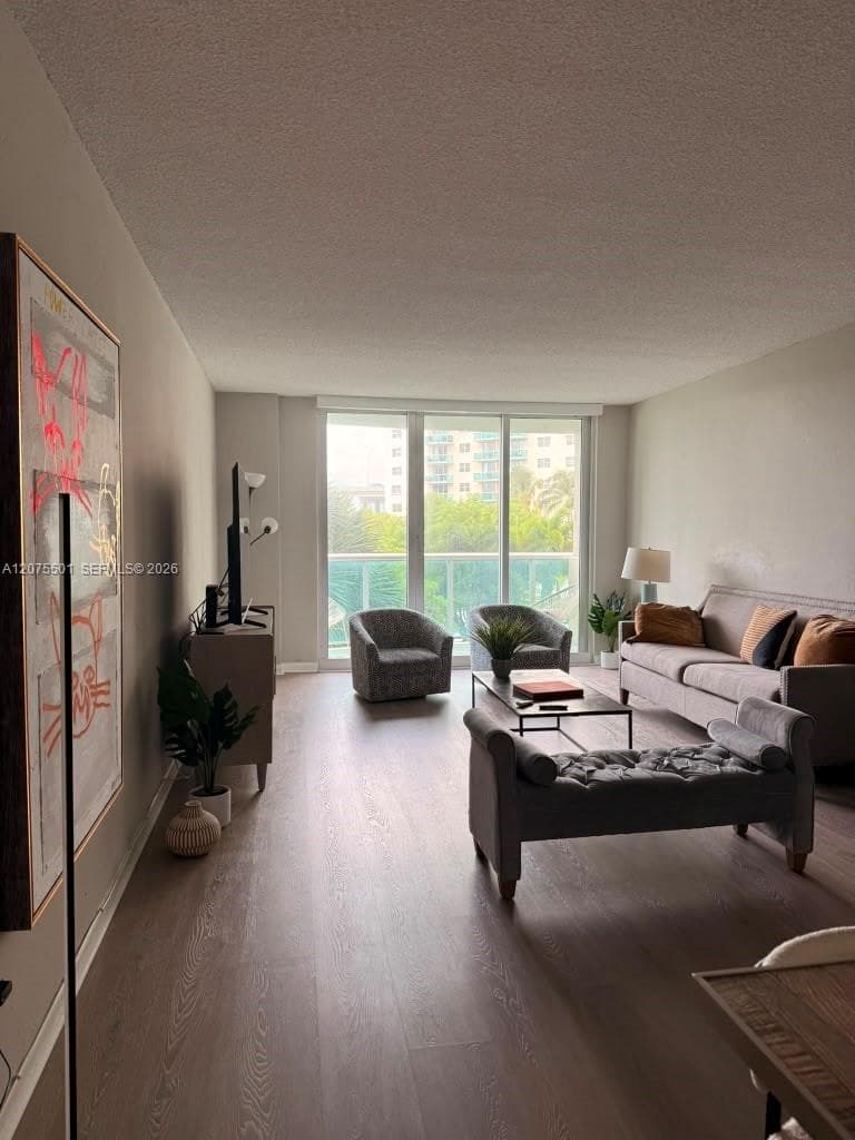 19380 Collins Ave # 317, Sunny Isles Beach, FL 33160 photo 4
