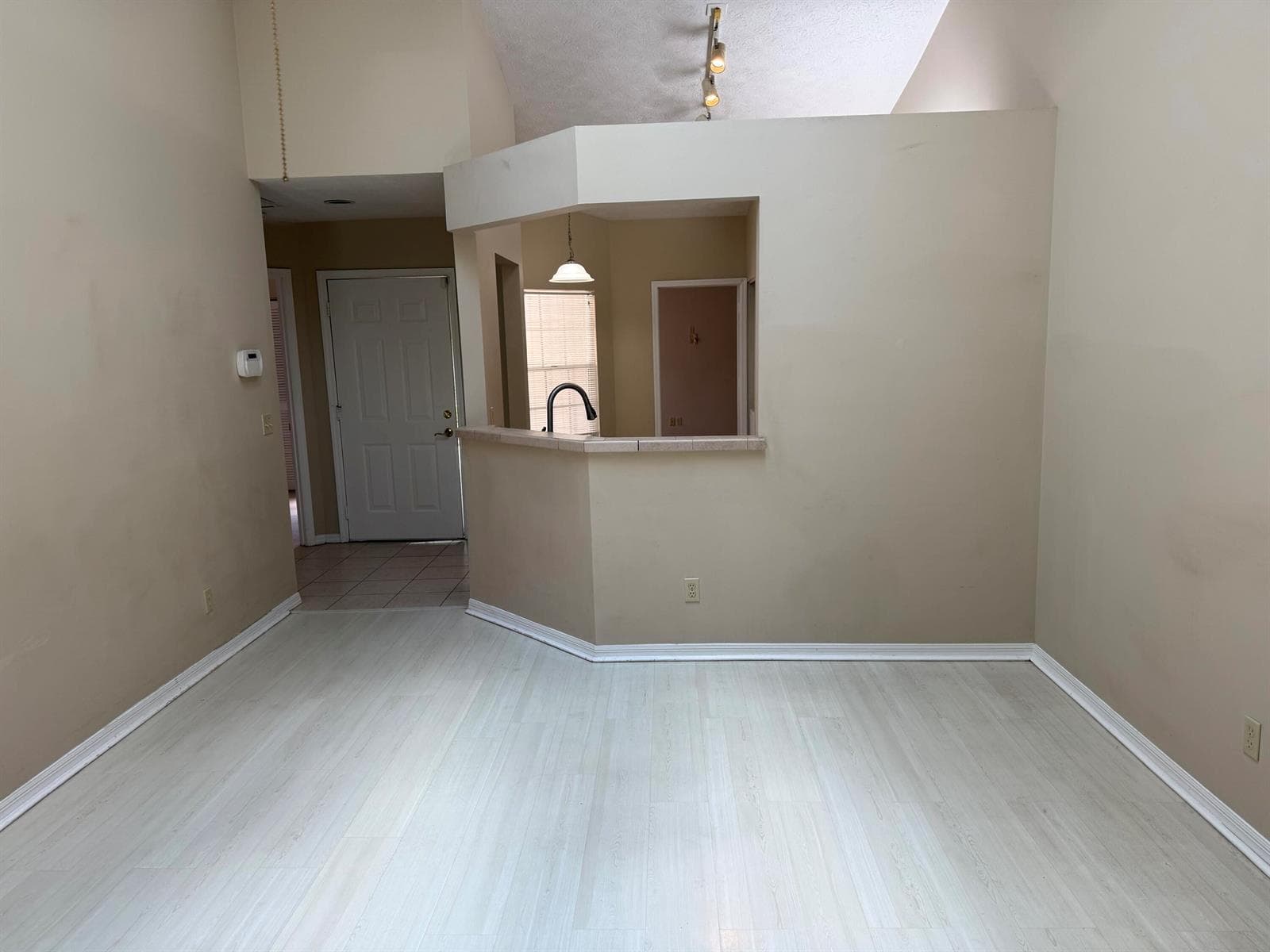 1927 SIXTY OAKS Lane, Vero Beach, FL 32966 photo 3