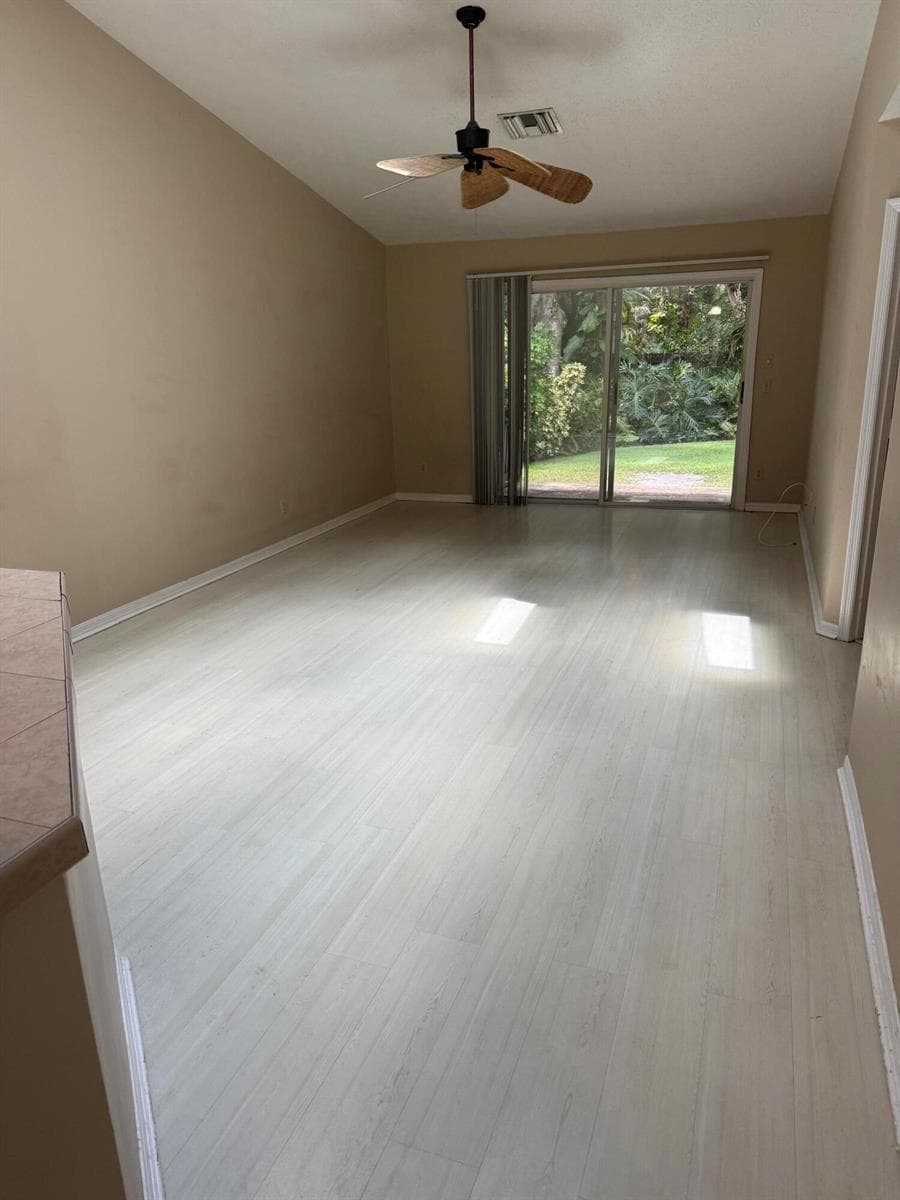 1927 SIXTY OAKS Lane, Vero Beach, FL 32966 photo 4