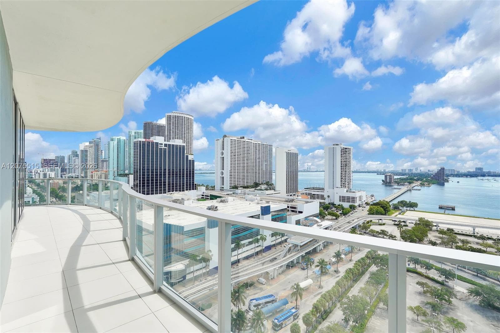 1400 Biscayne Blvd # 1706, Miami, FL 33132 photo 2