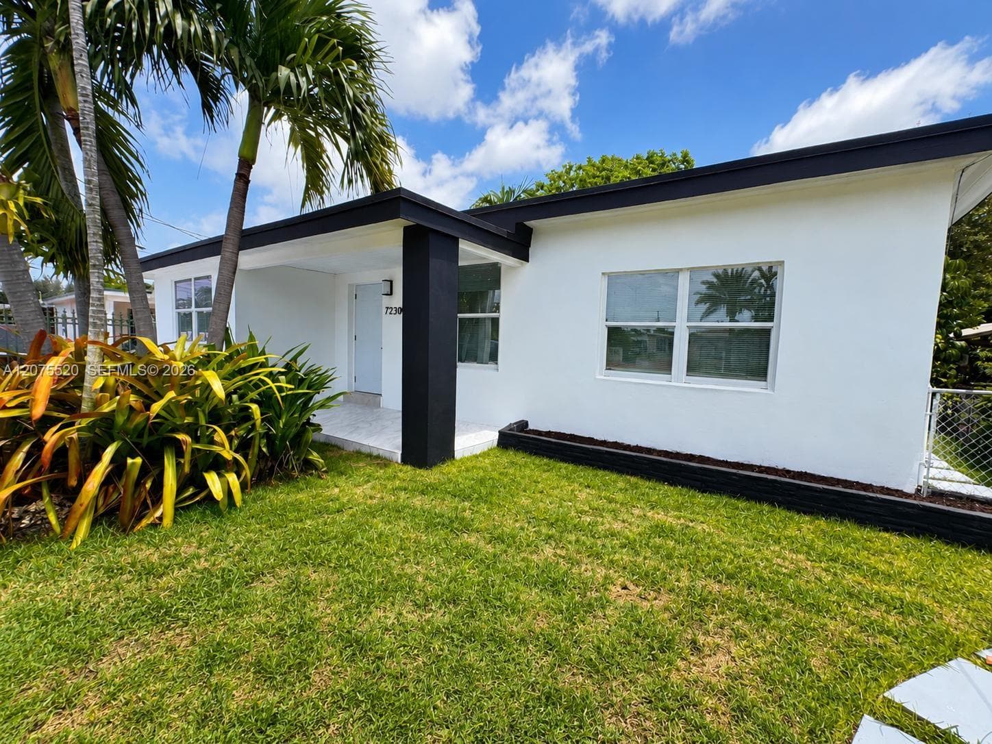 7239 NW Third St, Miami, FL 33126 photo 4