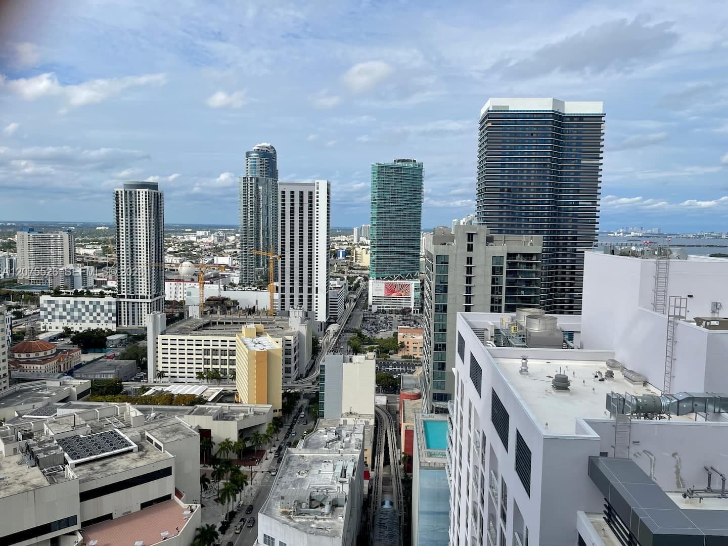 133 NE 2nd Ave # 3405, Miami, FL 33132 photo 4