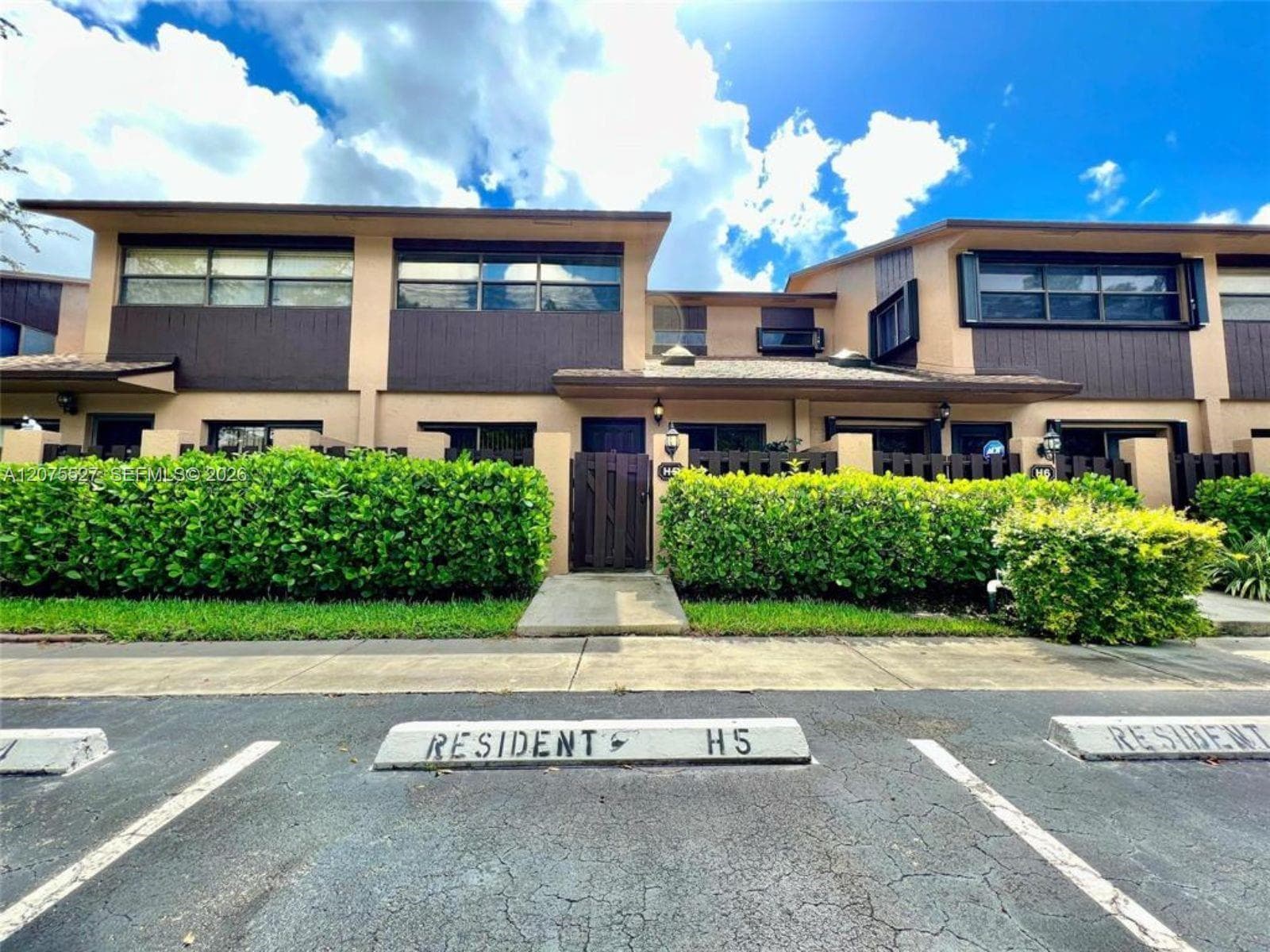 7750 NW 79th Ave # H5, Tamarac, FL 33321 photo 3