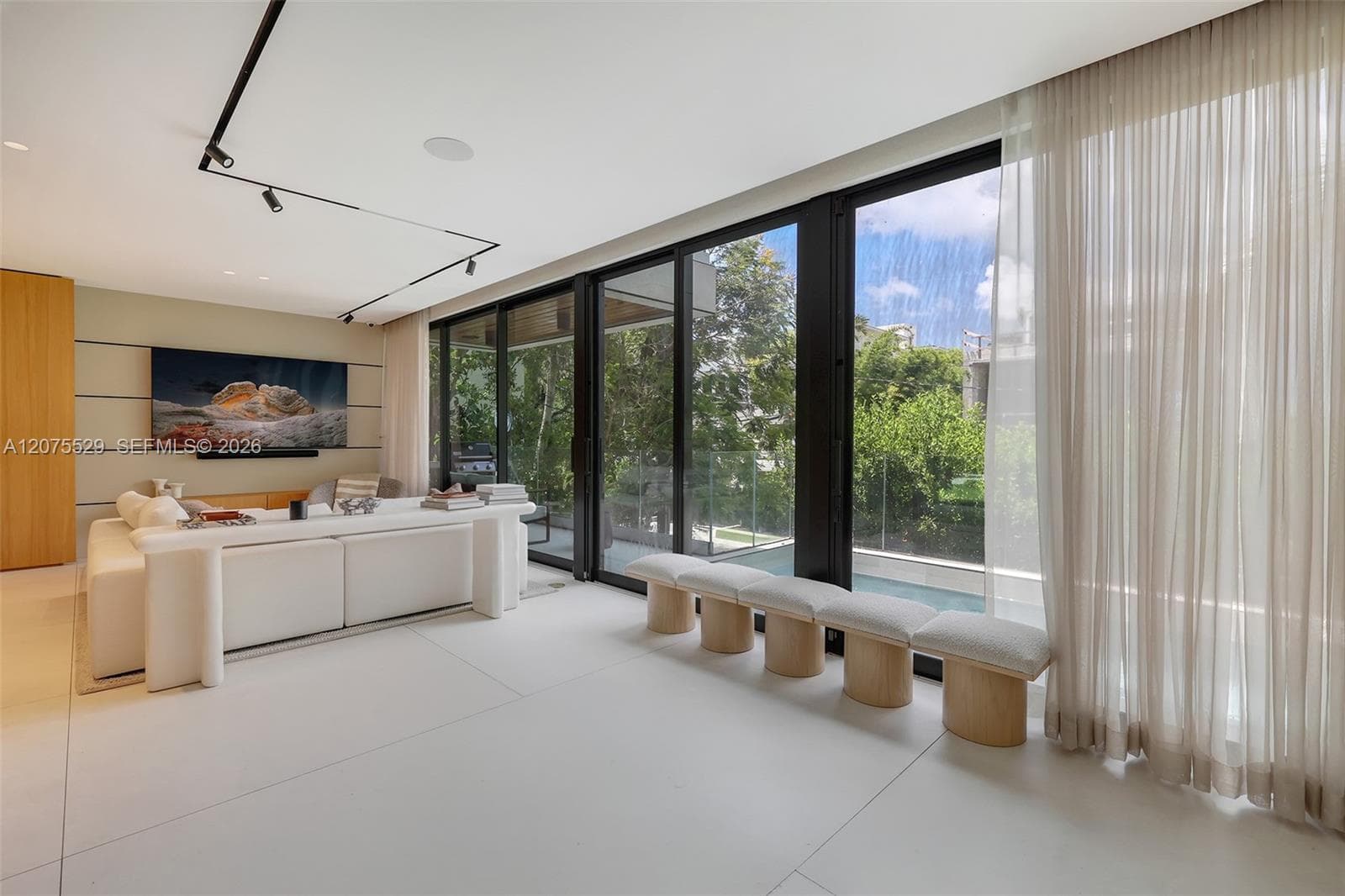 288 Palm Ave, Miami Beach, FL 33139 photo 4