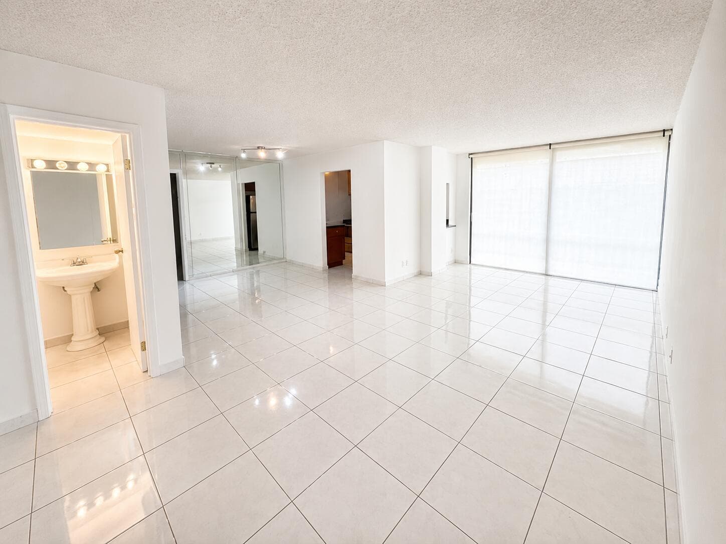 17021 N Bay Road # Unit 126, Sunny Isles Beach, FL 33160 photo 3