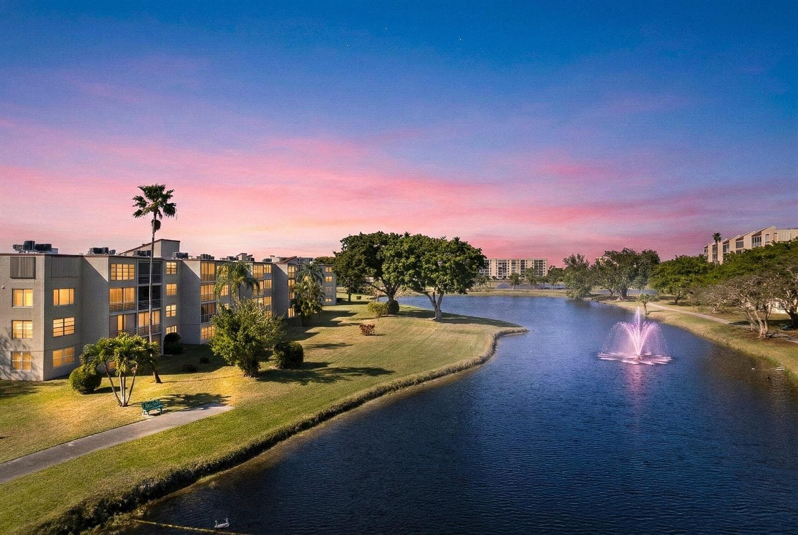 6 ABBEY Lane # 206, Delray Beach, FL 33446 photo 3