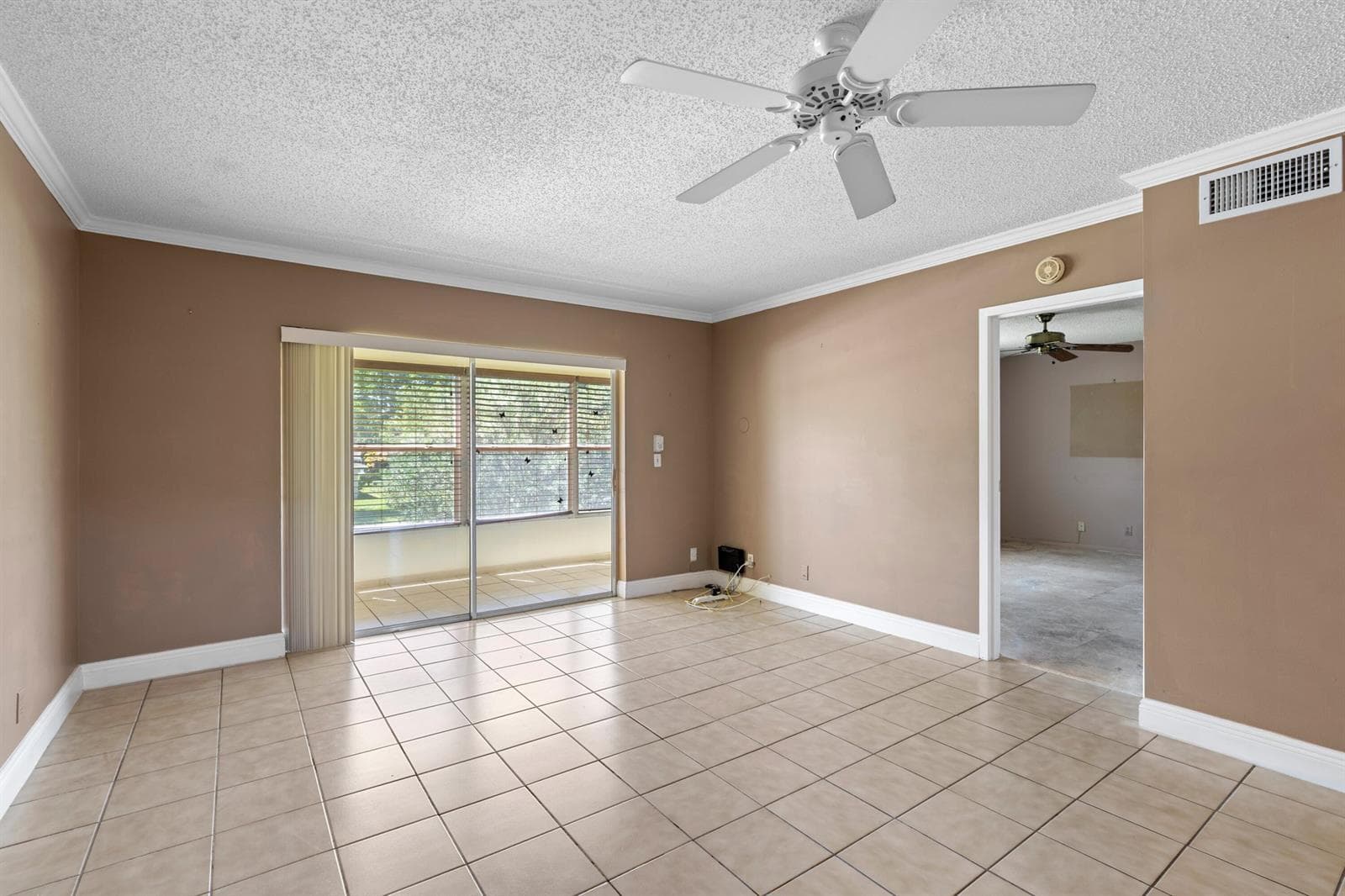 6 ABBEY Lane # 206, Delray Beach, FL 33446 photo 5