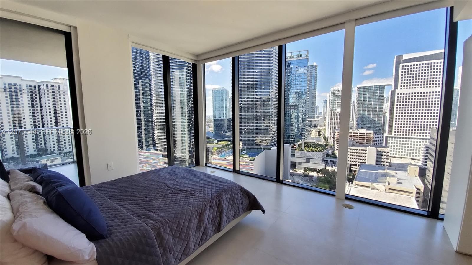 1010 Brickell Ave # 2511, Miami, FL 33131 photo 2
