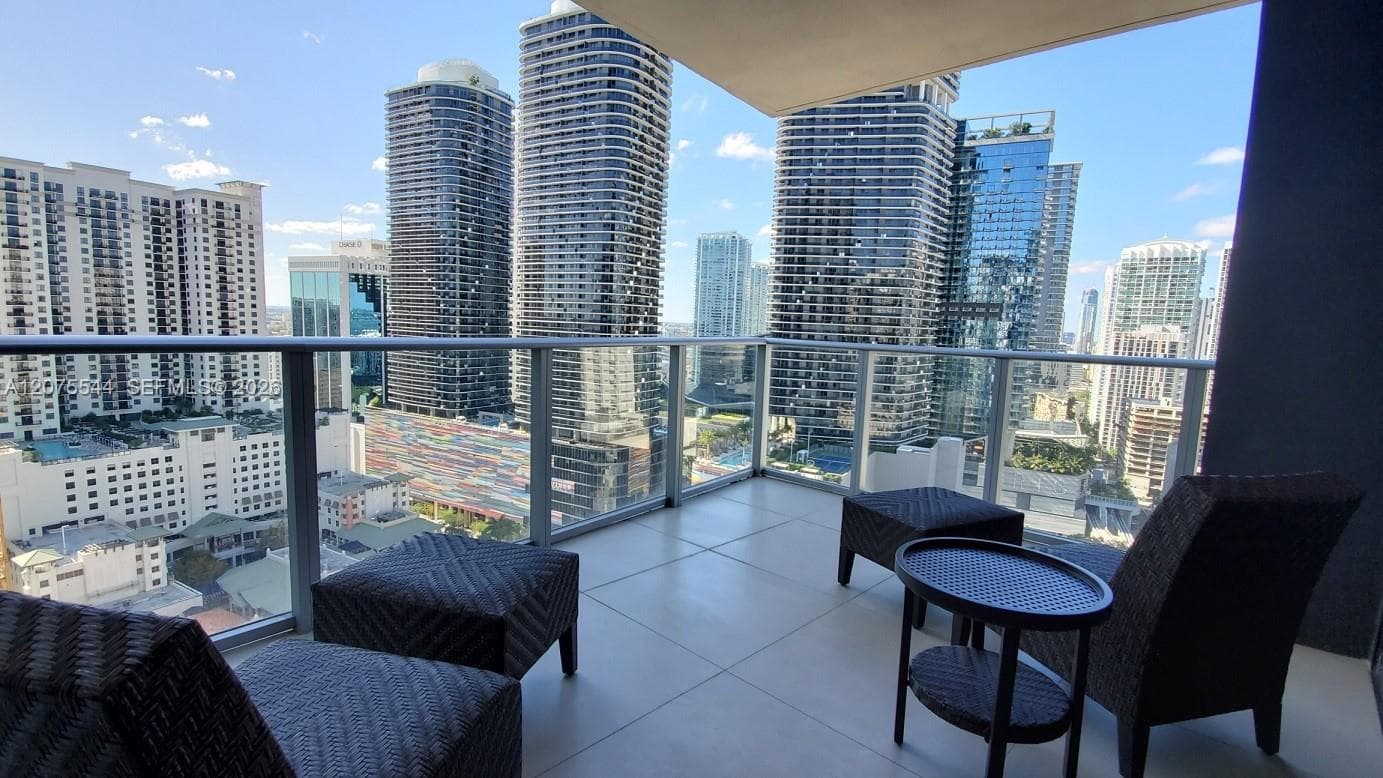 1010 Brickell Ave # 2511, Miami, FL 33131