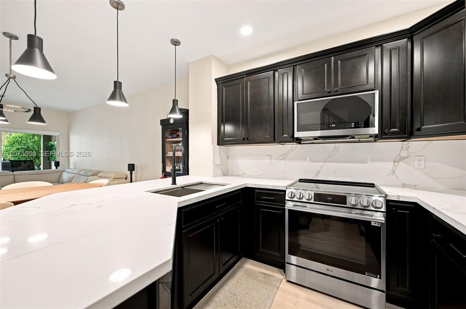 355 SW 121st Ave # 355, Pembroke Pines, FL 33025 photo 3