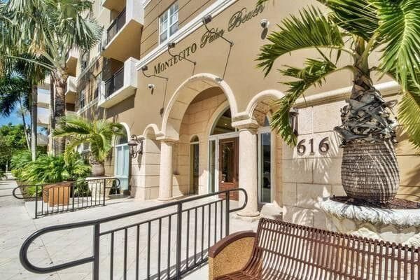 616 CLEARWATER PARK Road # 407, West Palm Beach, FL 33401
