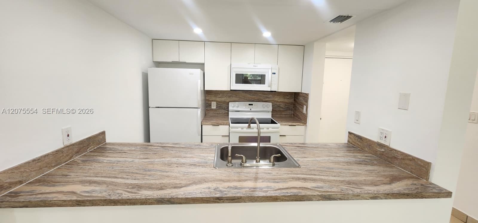 8160 Geneva Ct # 104, Doral, FL 33166 photo 3
