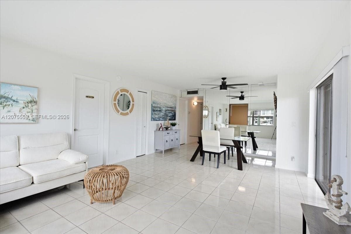 3105 NE 28th St # 1B, Fort Lauderdale, FL 33308 photo 4