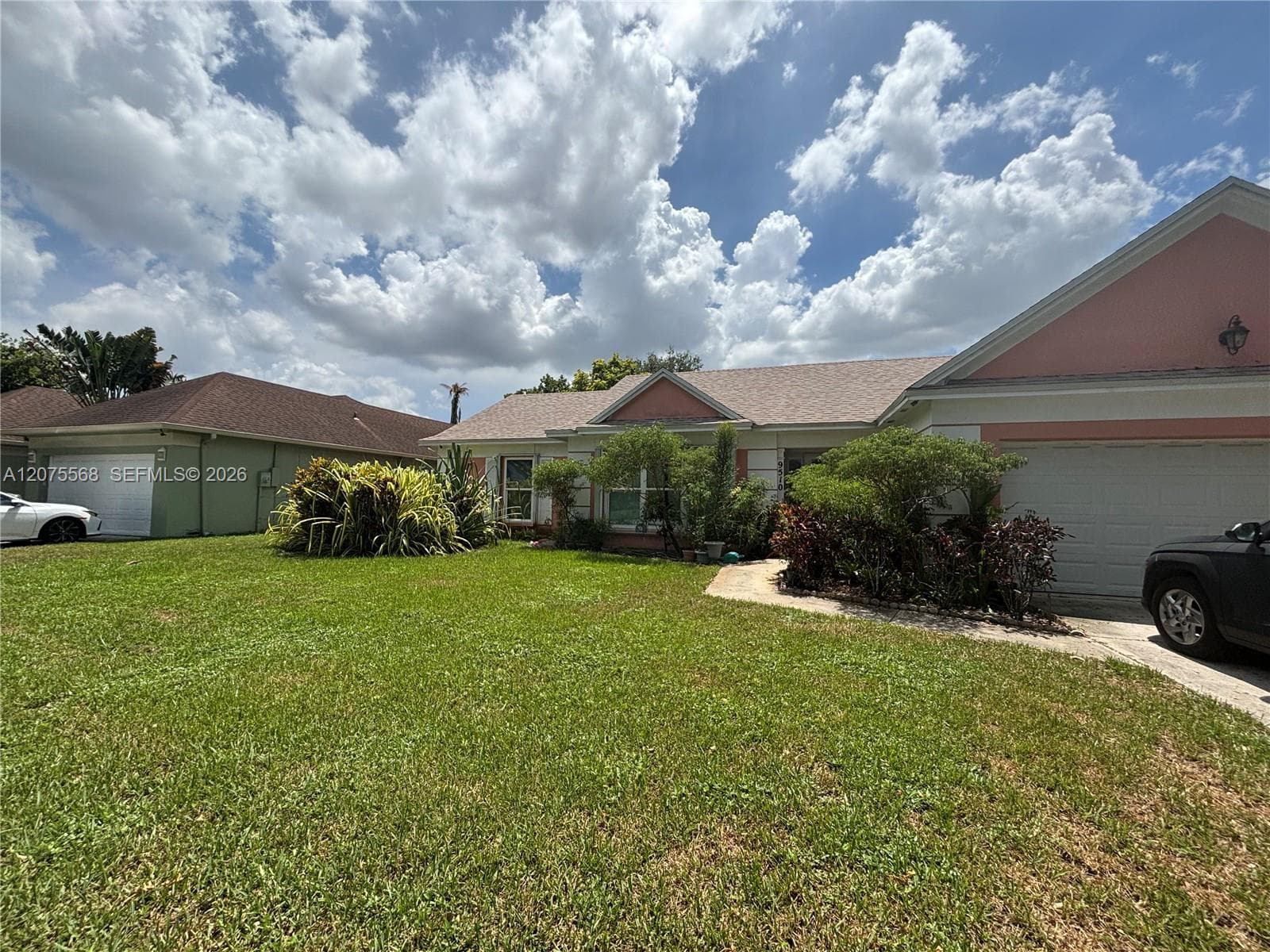 9510 Ashley Dr, Miramar, FL 33025 photo 2