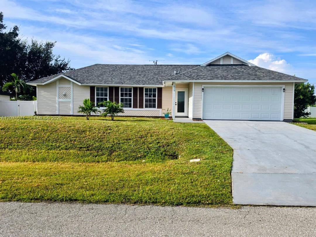 626 SW 25th Ter, Cape Coral, FL 33914 photo 2