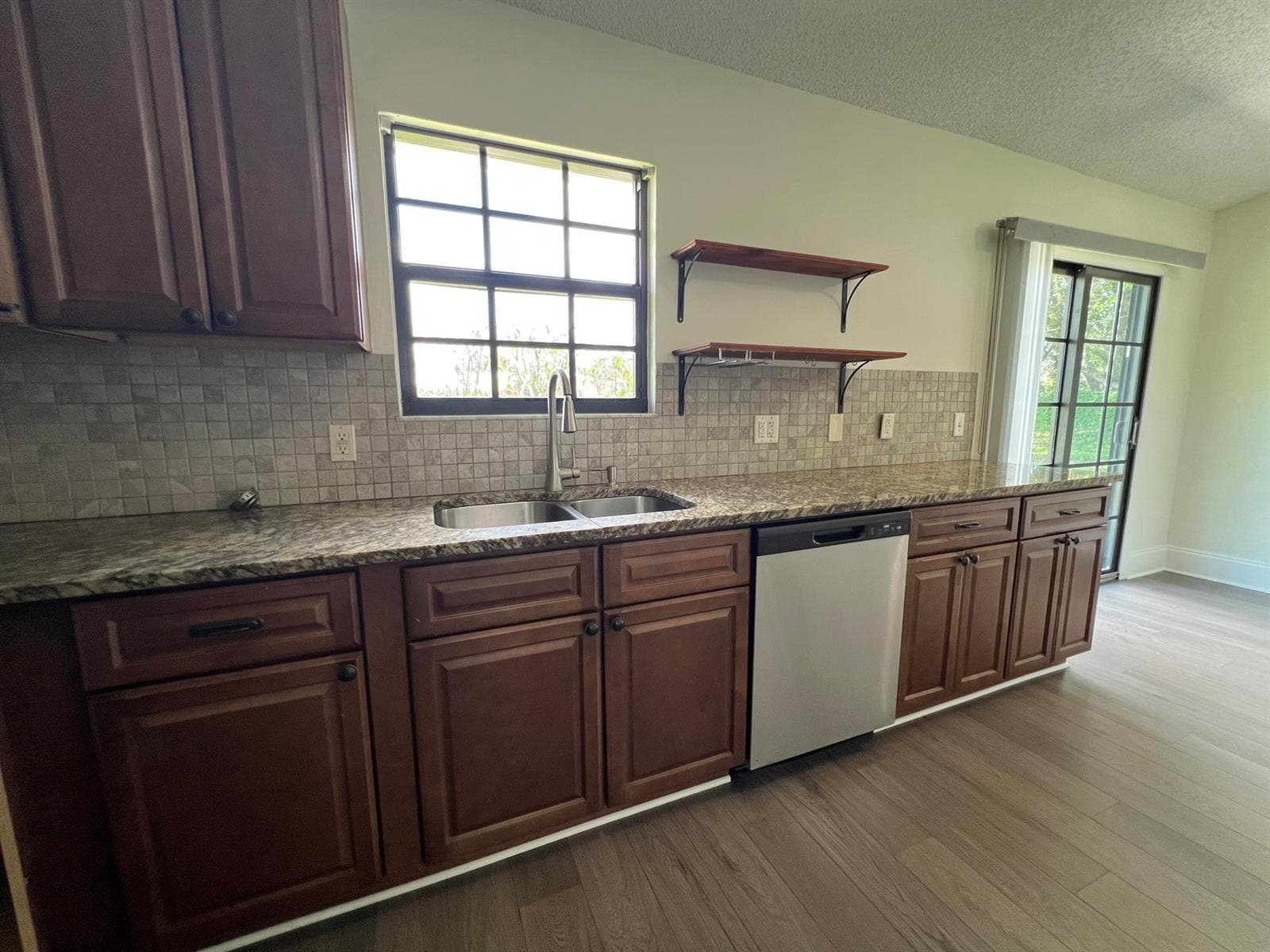 720 3RD Street SW, Vero Beach, FL 32962 photo 5