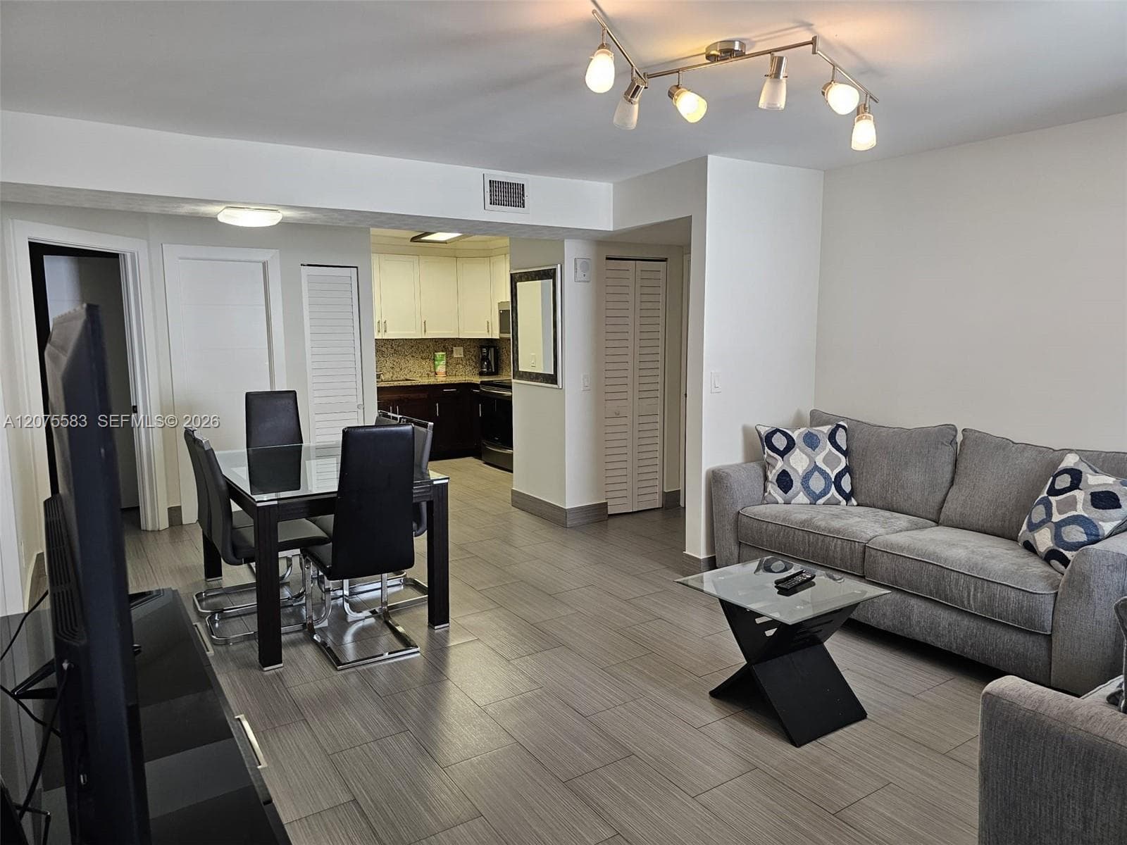 3605 Indian Creek Dr # 404, Miami Beach, FL 33140 photo 3