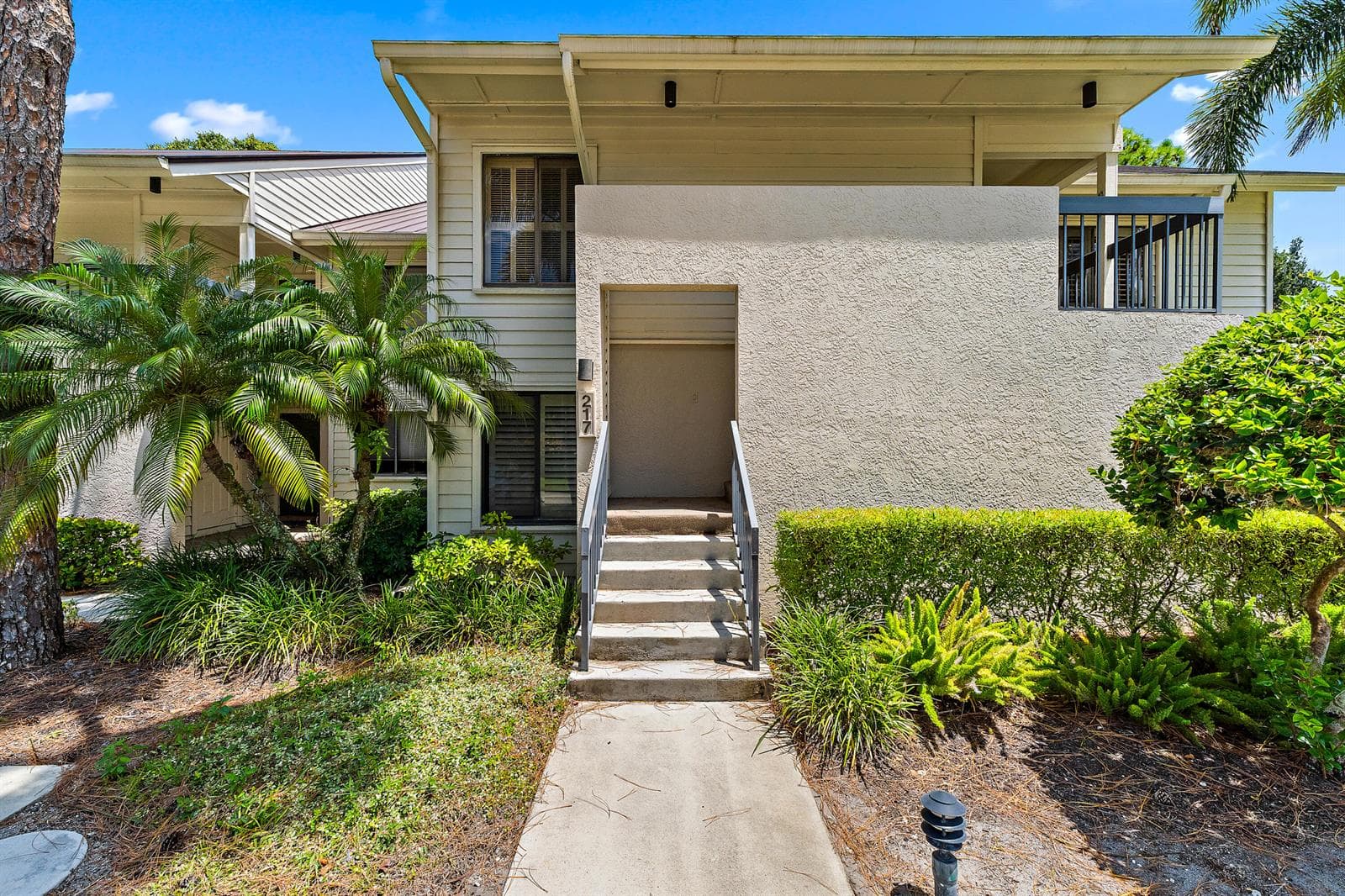 6433 SE Brandywine Court # Unit 217, Stuart, FL 34997