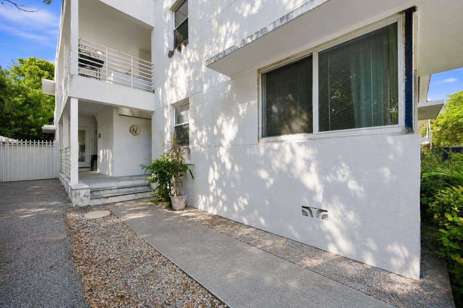 1170 71ST Street, Miami Beach, FL 33141 photo 2