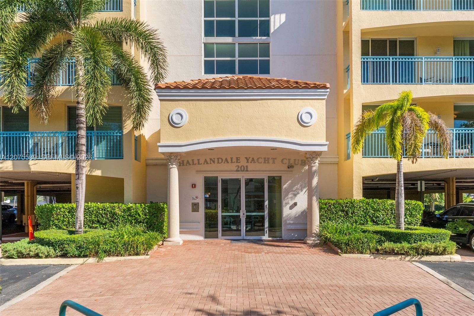201 Golden Isles Dr # 505, Hallandale Beach, FL 33009 photo 3
