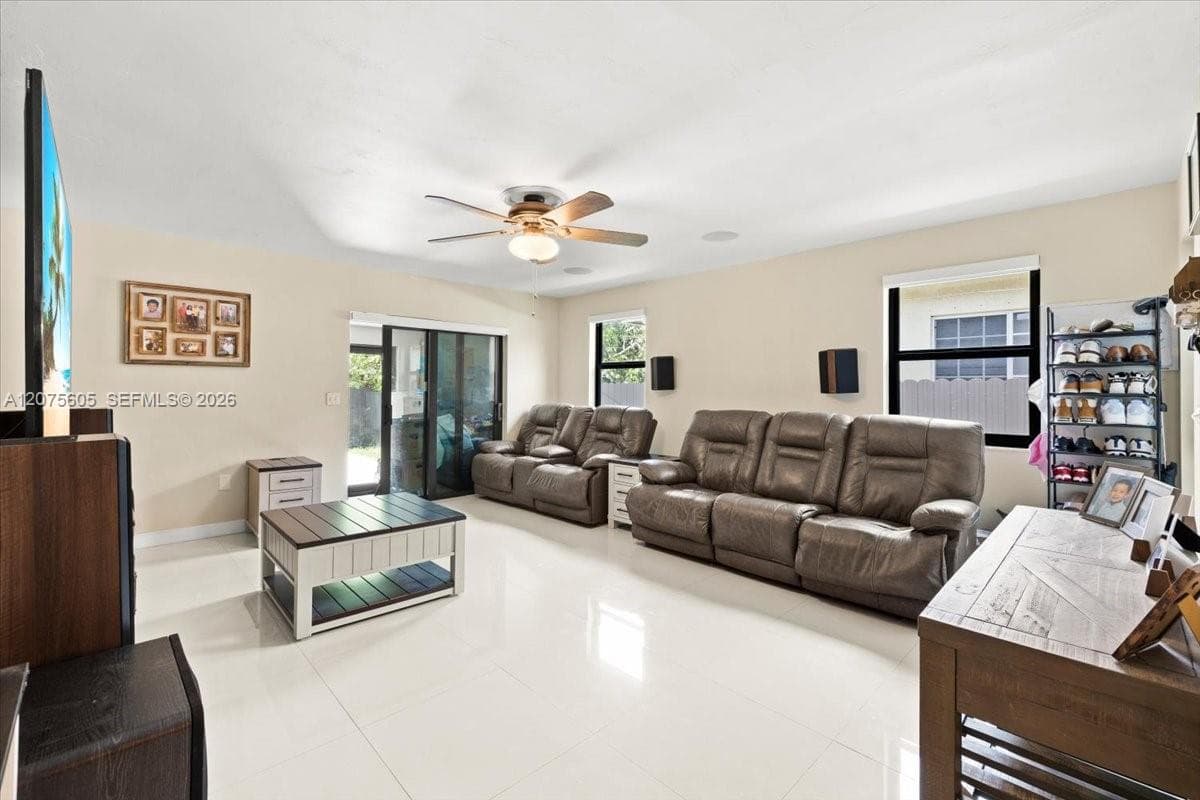 40 NW 119th St # 0, Miami, FL 33168 photo 4