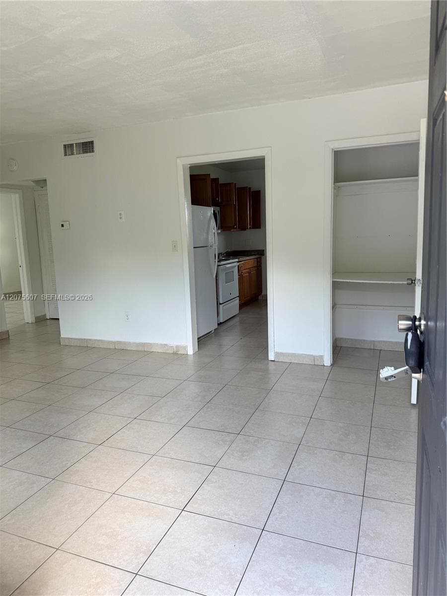 520 SW Krome Ter # 4, Homestead, FL 33030 photo 2