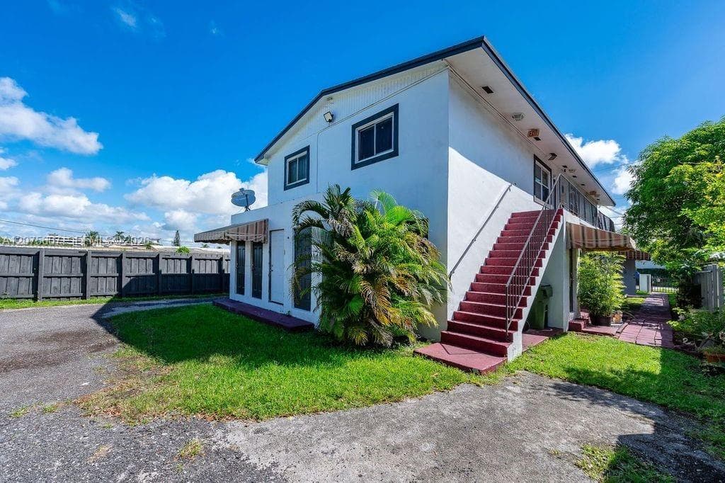 520 SW Krome Ter # 4, Homestead, FL 33030