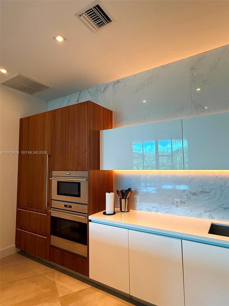 701 N Fort Lauderdale Beach Blvd # 214, Fort Lauderdale, FL 33304 photo 5