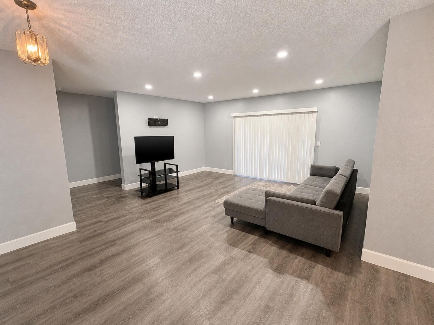 7975 NW 8TH Street, Margate, FL 33063 photo 2